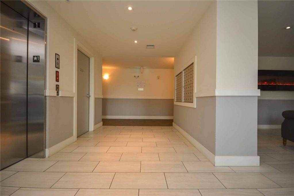 Symphony Suites Apartments - Photo 4 of 26