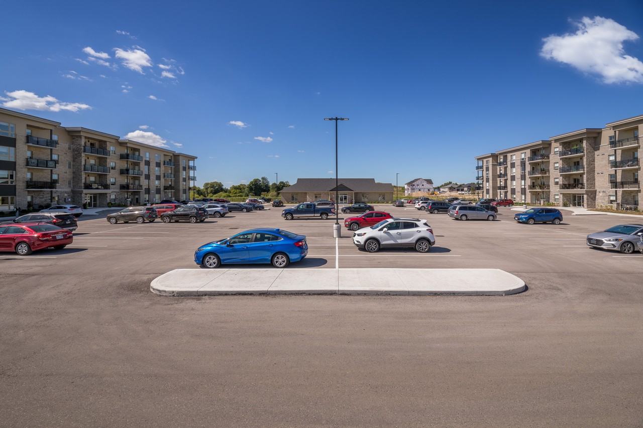 Twamley Manor Apartments - Photo 3 of 23