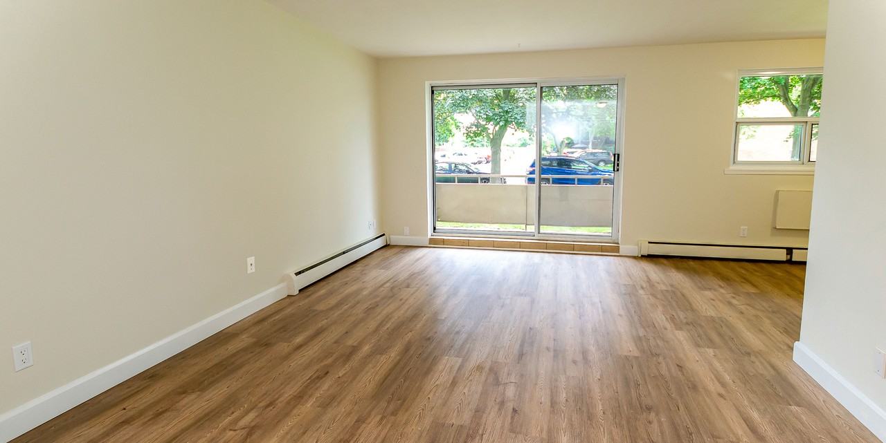 Dorchester Apartments - Photo 6 of 27