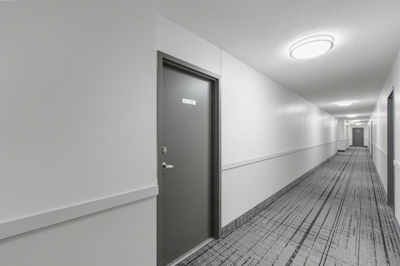 Delta Apartments - Photo 7 of 25