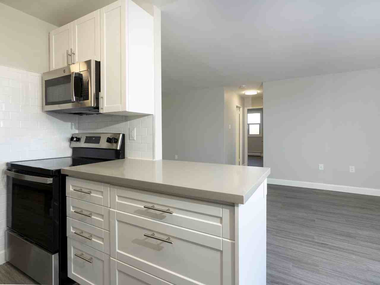 Garden Vista Apartments - Photo 7 of 25