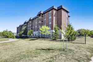 featured image of 325 Lakeview Dr