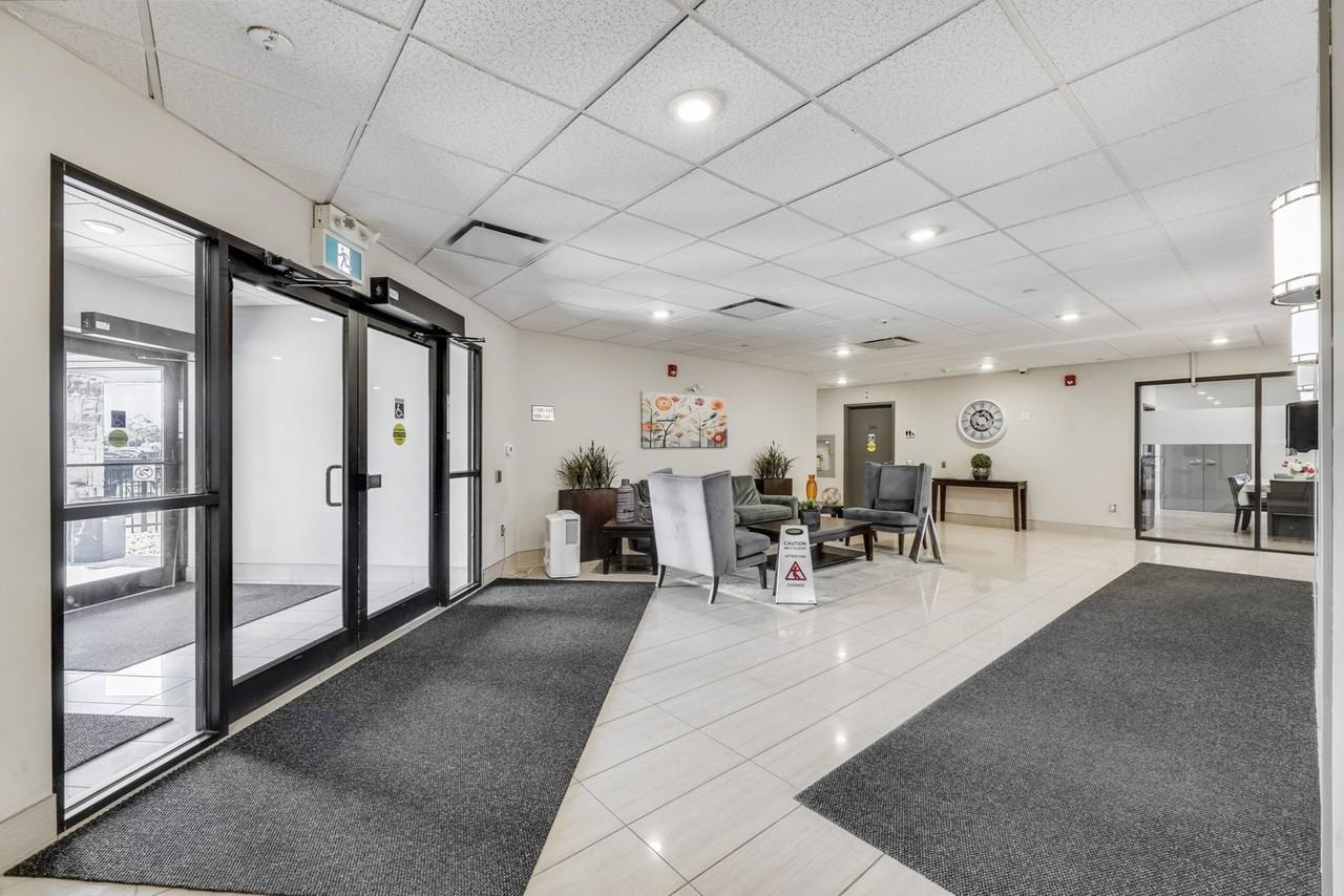 The Greens of Sally Creek Apartments - Photo 5 of 30