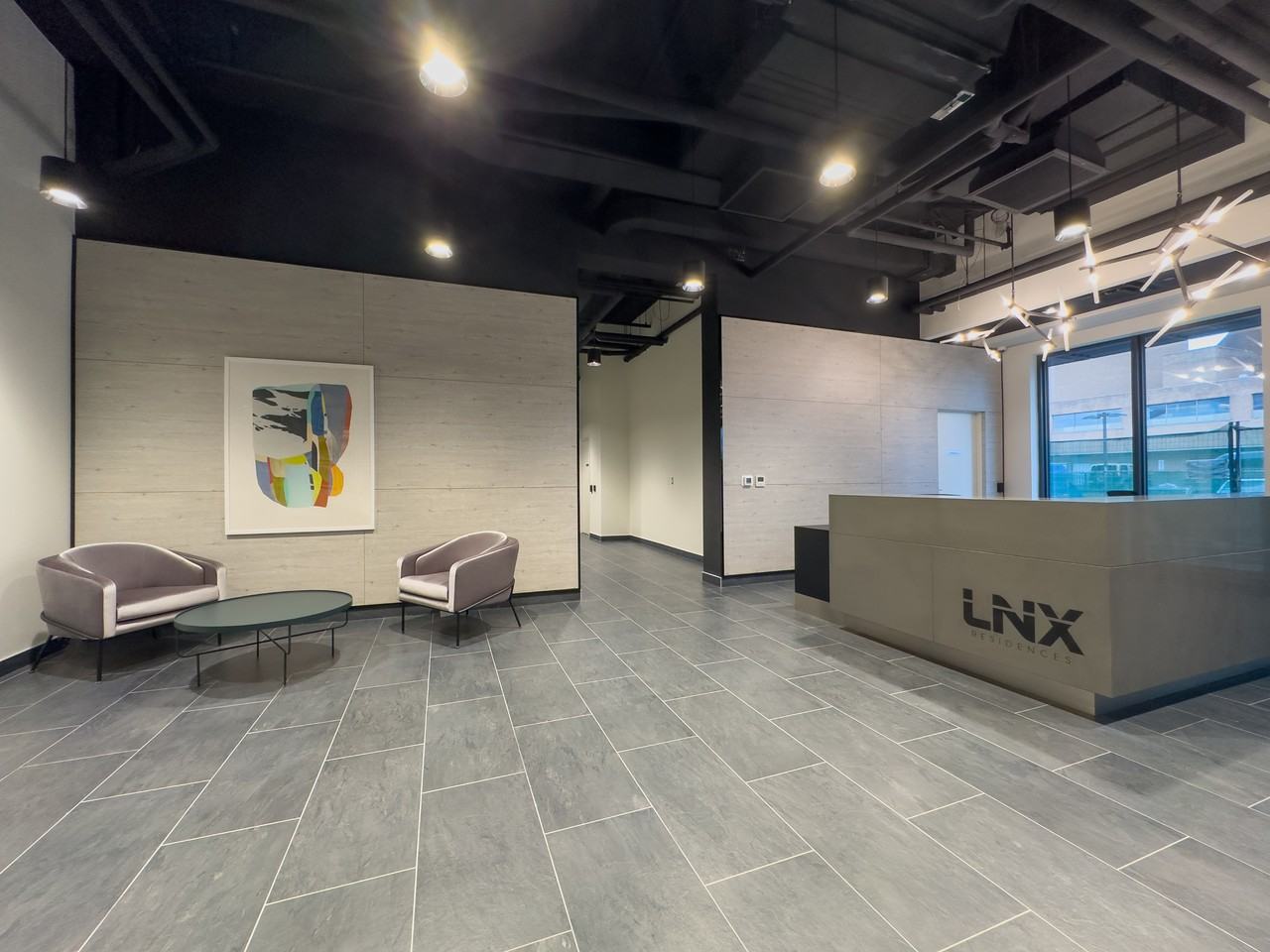 LNX - Photo 7 of 40