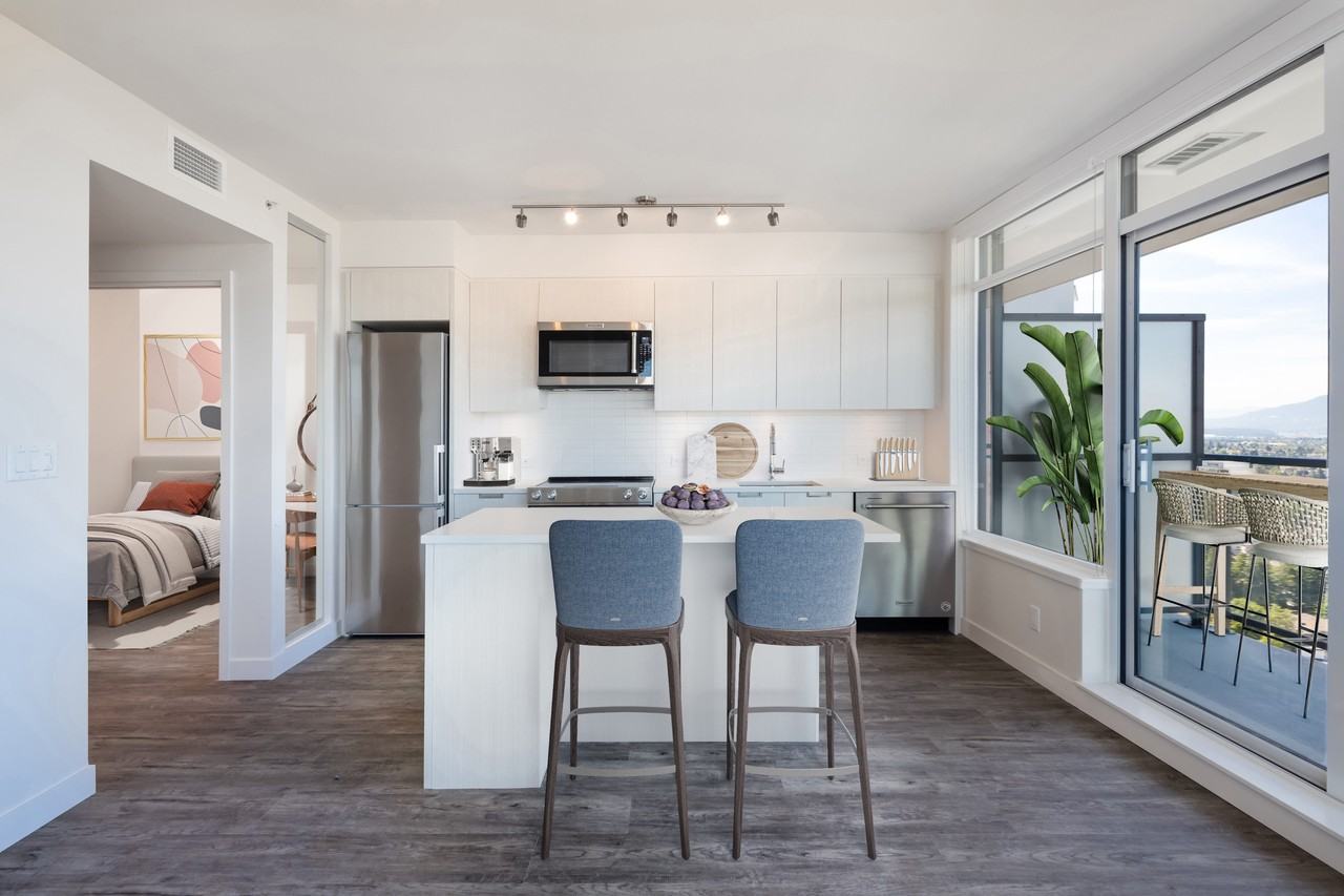 Hazel - Photo 5 of 29