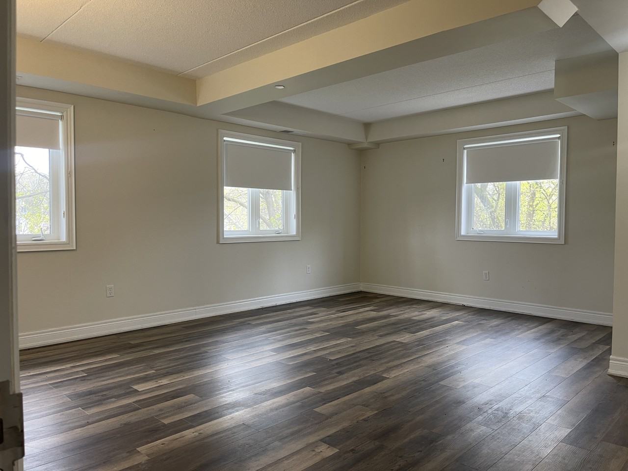 75 Emma Street - Photo 7 of 29