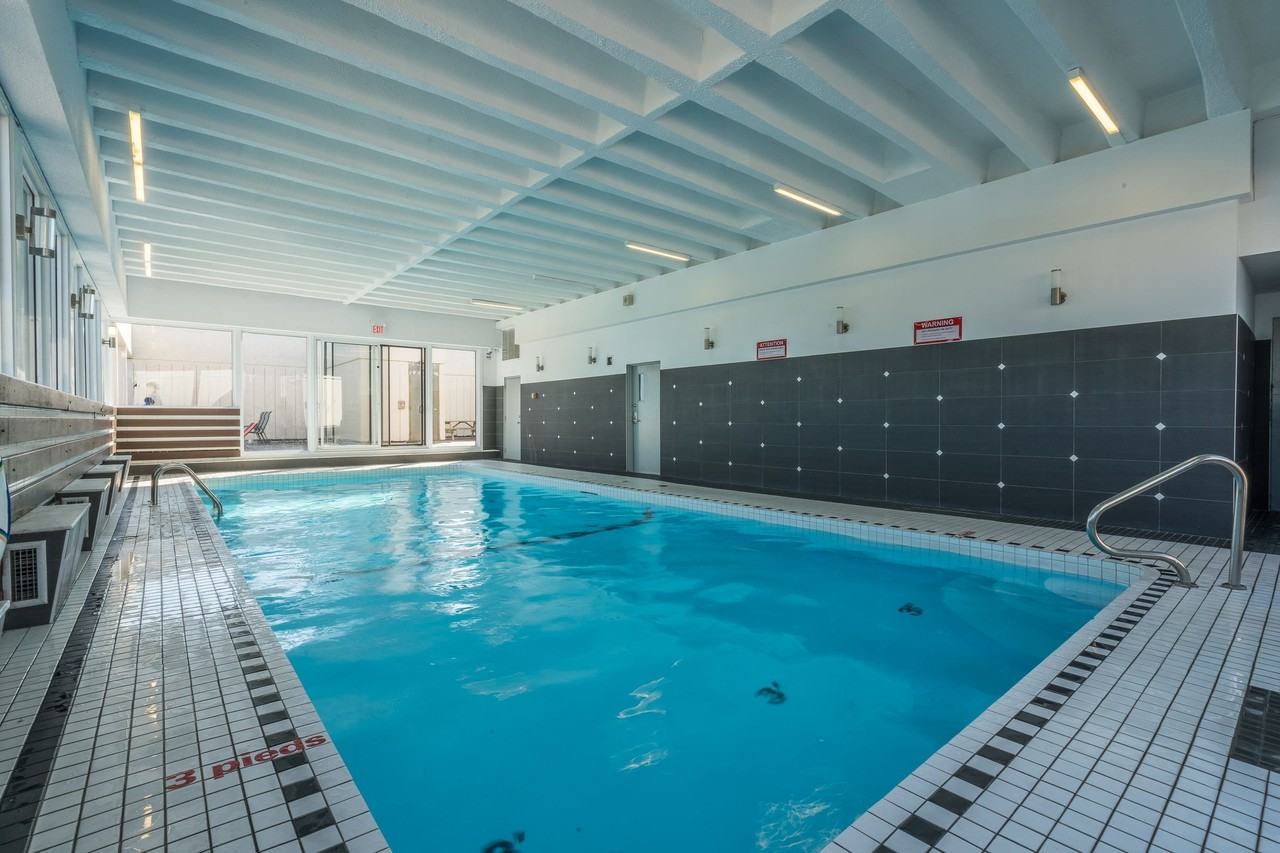 1975 de Maisonneuve - Photo 7 of 50