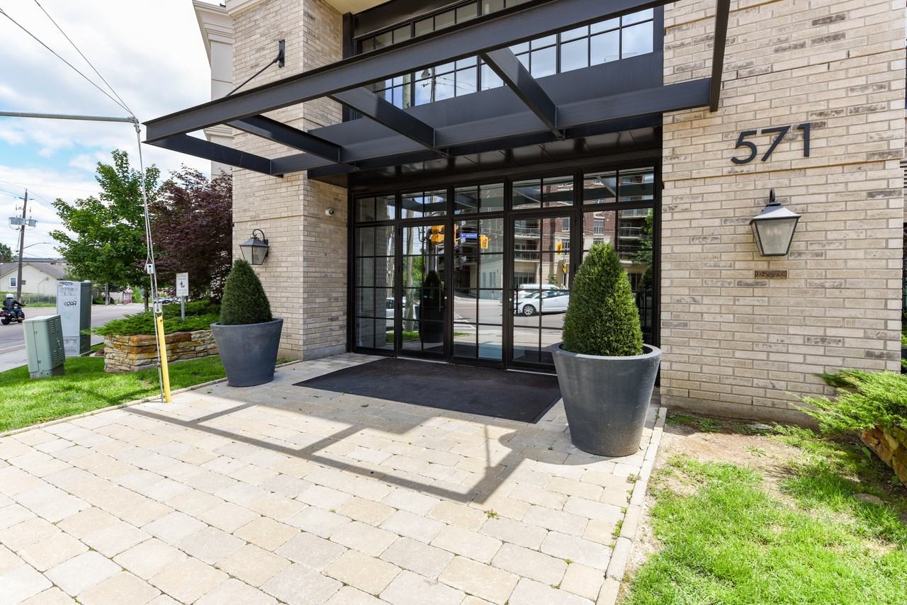 Kingsway Village Square on Prince Edward - Photo 2 of 50