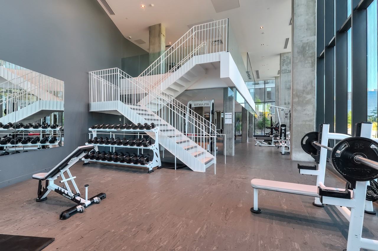 Milhaus - Photo 5 of 50