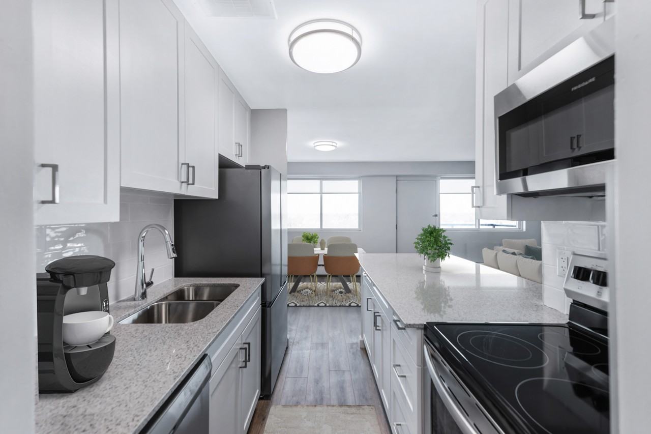 Scenic Tower - Photo 5 of 32