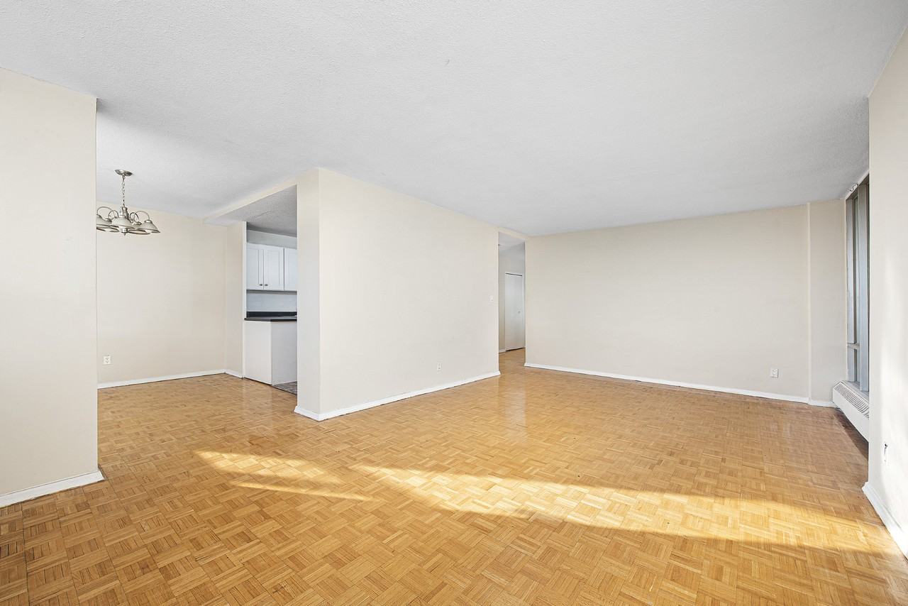 701 Don Mills Road - The Citadel - Photo 6 of 13