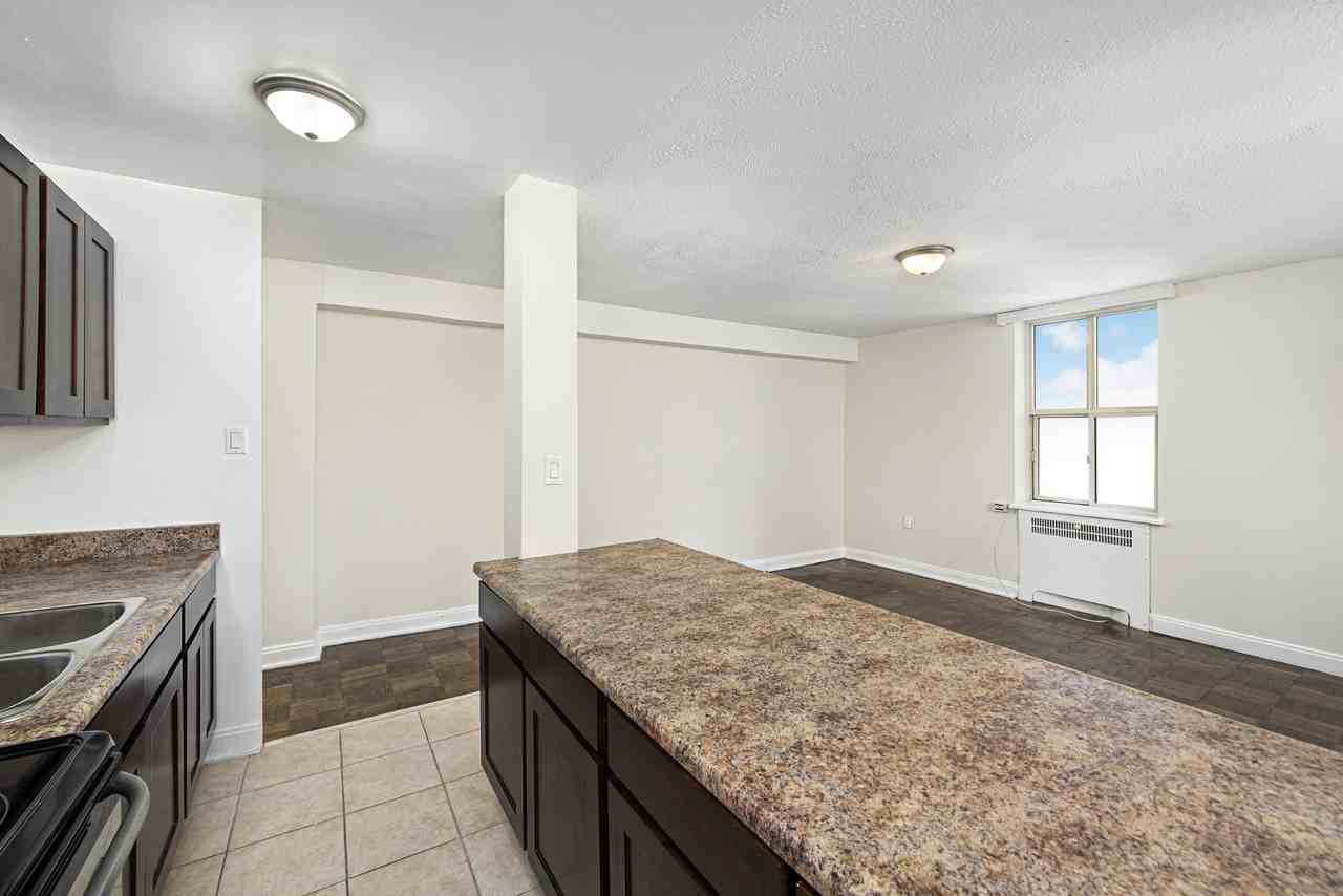 64 St. Clair Avenue West - Photo 7 of 18