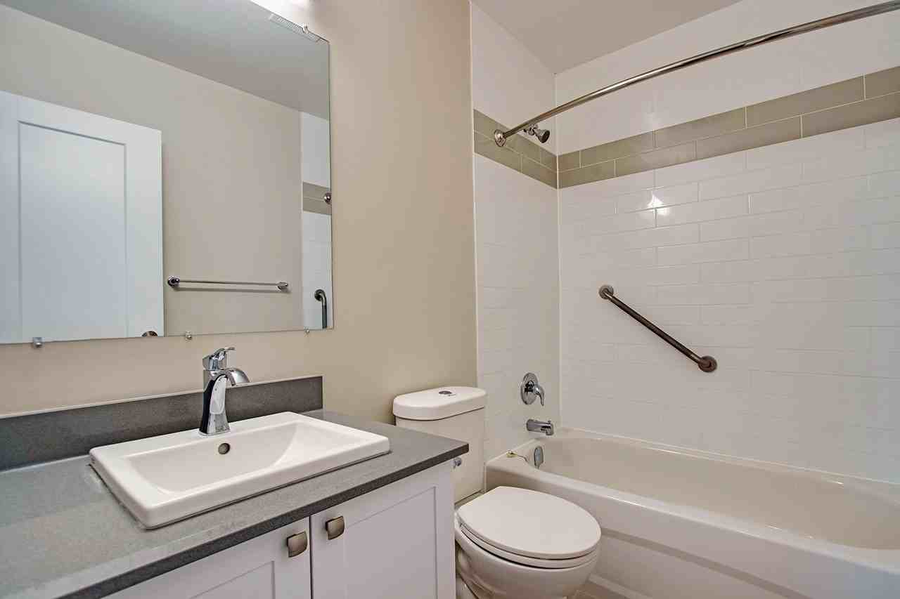 Grandview Tower - Photo 4 of 10