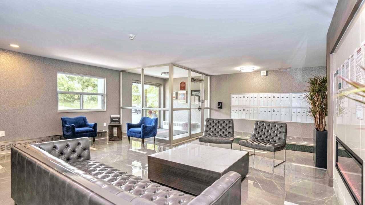 Grandview Tower - Photo 6 of 10