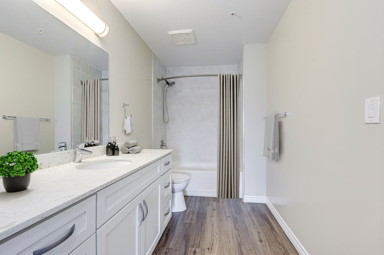 Linden Crossing - Photo 4 of 22