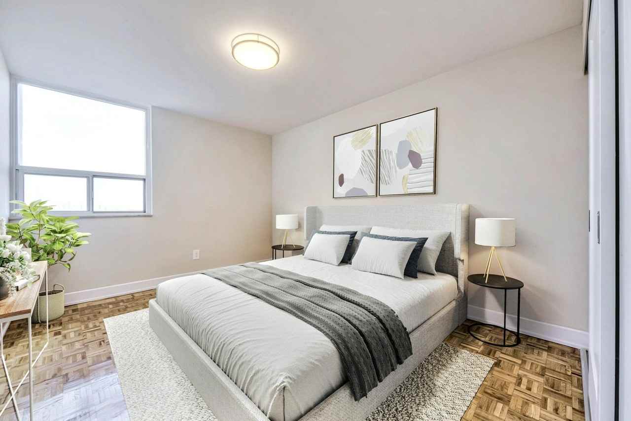 Upper Canada Court, East - Photo 7 of 16