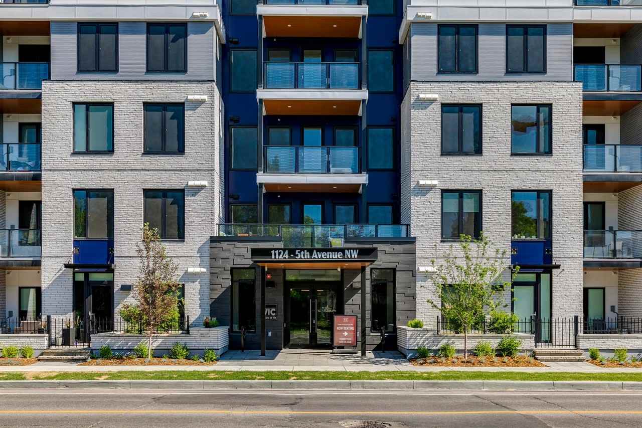 Vic on Fifth - Photo 5 of 32