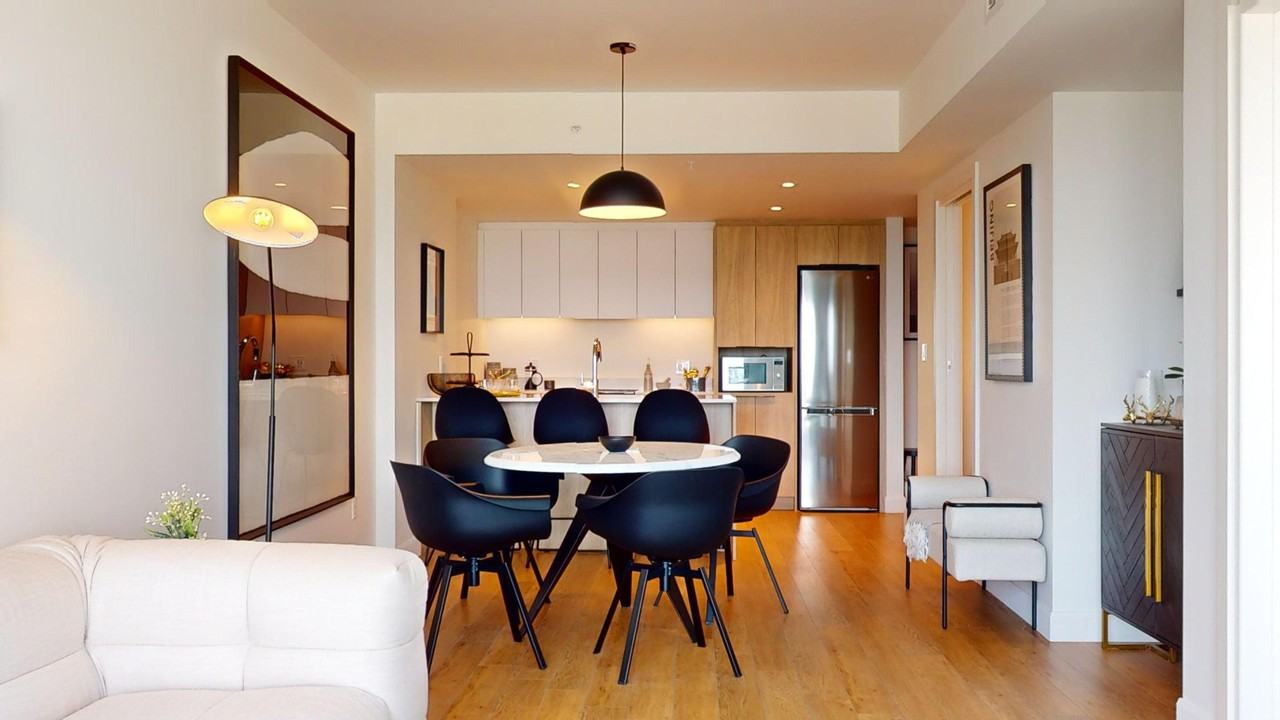 880 Av Carson — photo 2