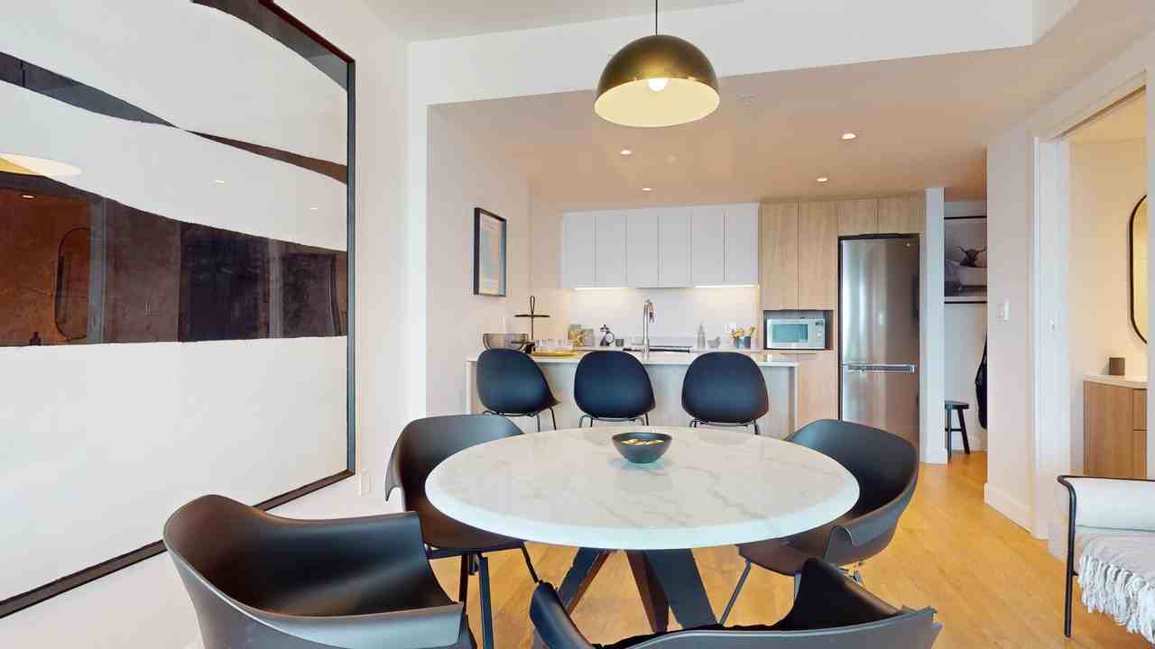 880 Av Carson — photo 3