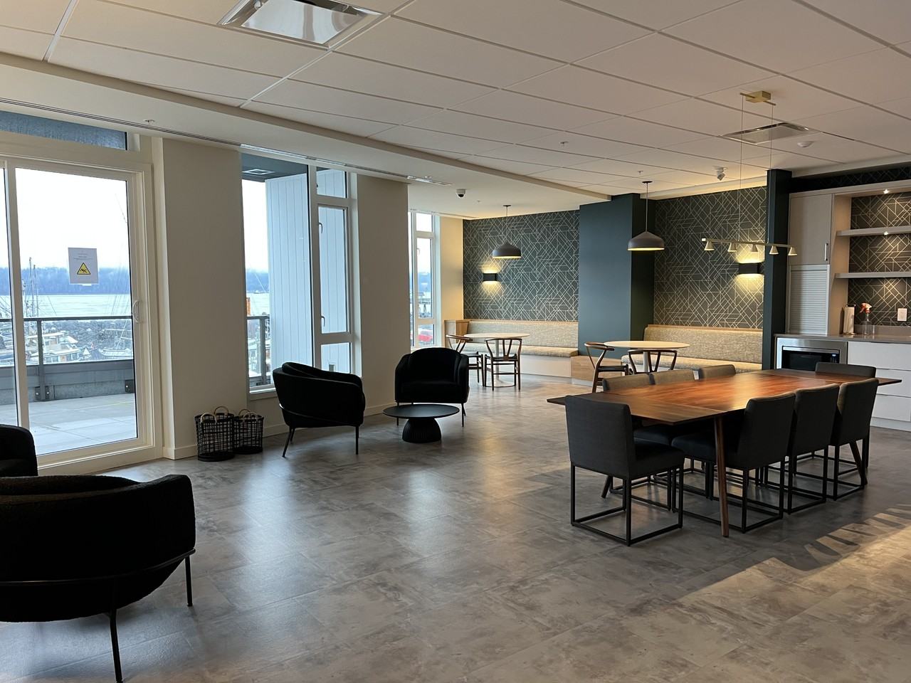 Pier 1 Residences - Photo 3 of 8