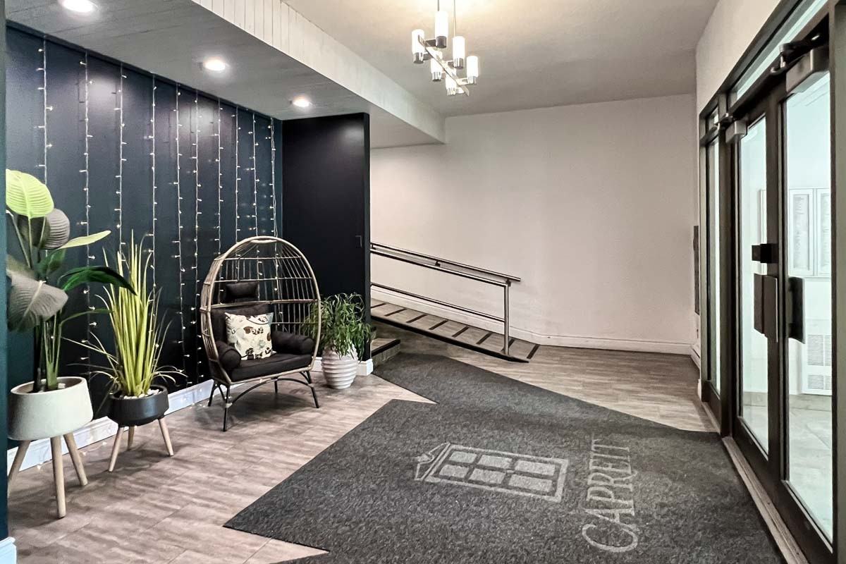 Les Habitats Apartments - Photo 7 of 18