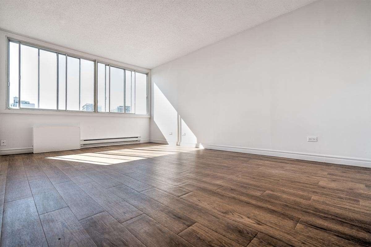 The 1350 Dufort Apartments - Photo 7 of 11