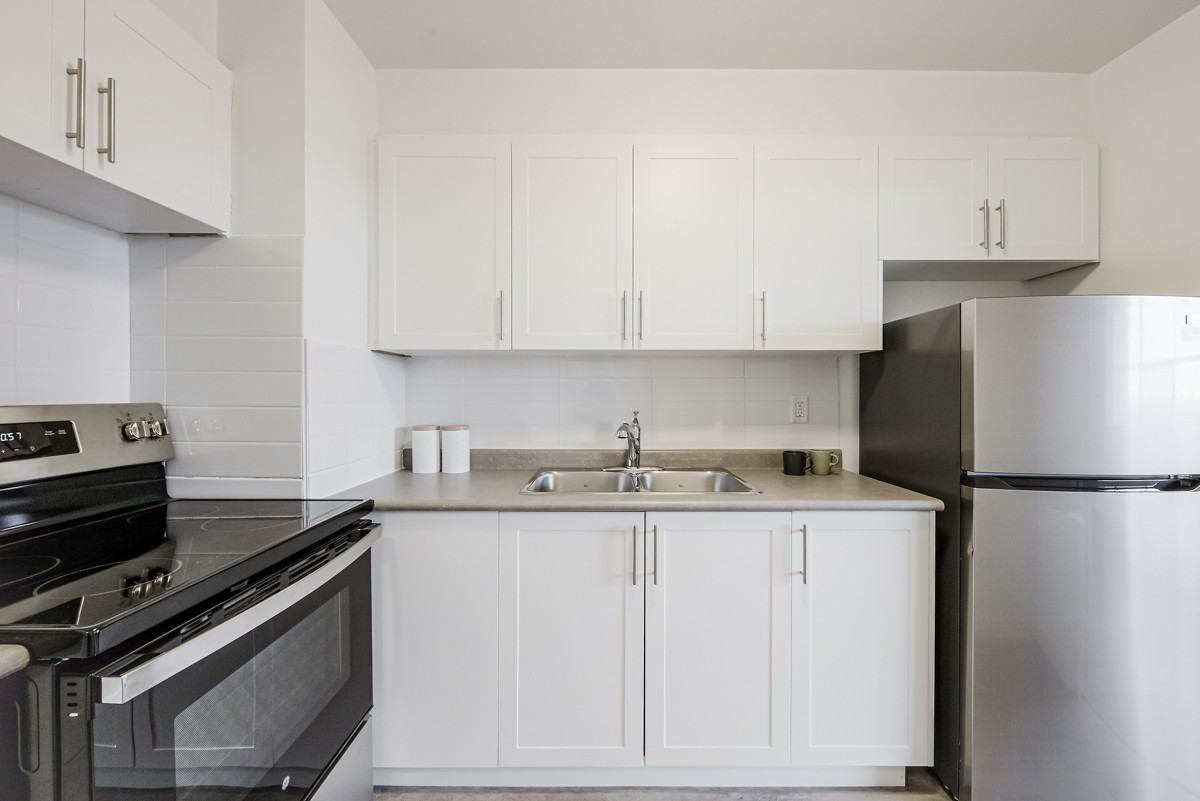 Alpine Apartments - Photo 6 of 11