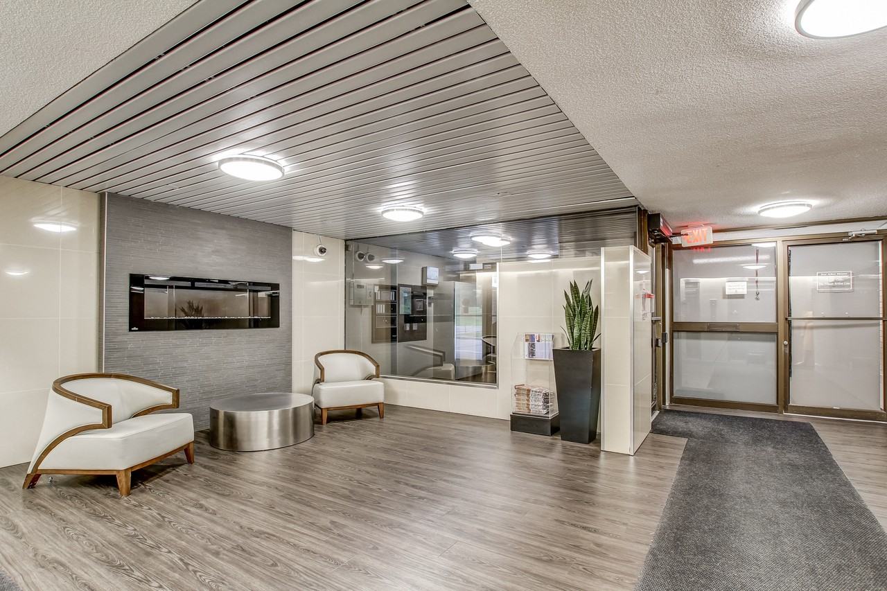 Park Royal Village Apartments - Photo 6 of 13