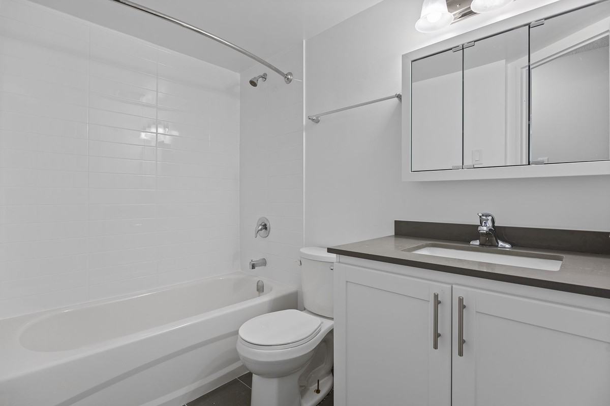 Highland Towers Apartments - Photo 7 of 12