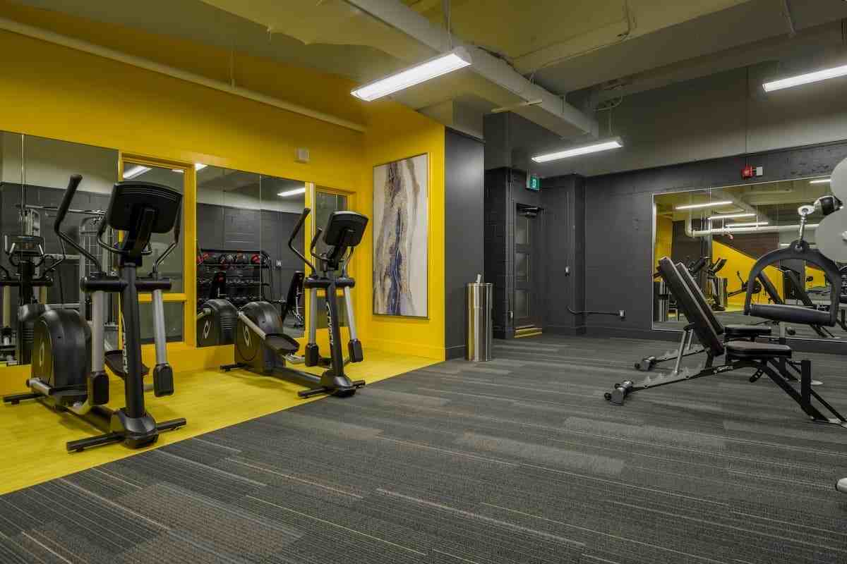 Yonge Eglinton Apartments — Orchard View - Photo 6 of 16