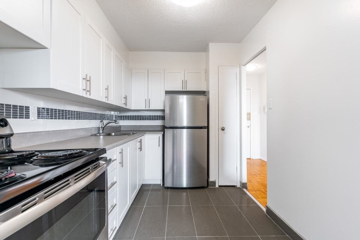 Yonge Eglinton Apartments – Duplex - Photo 7 of 11