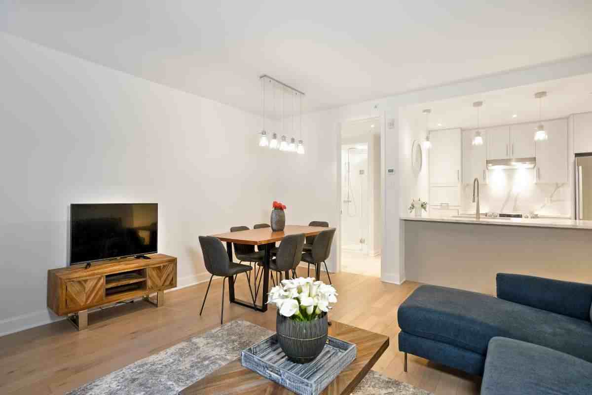 The Jade Saint - Photo 5 of 10