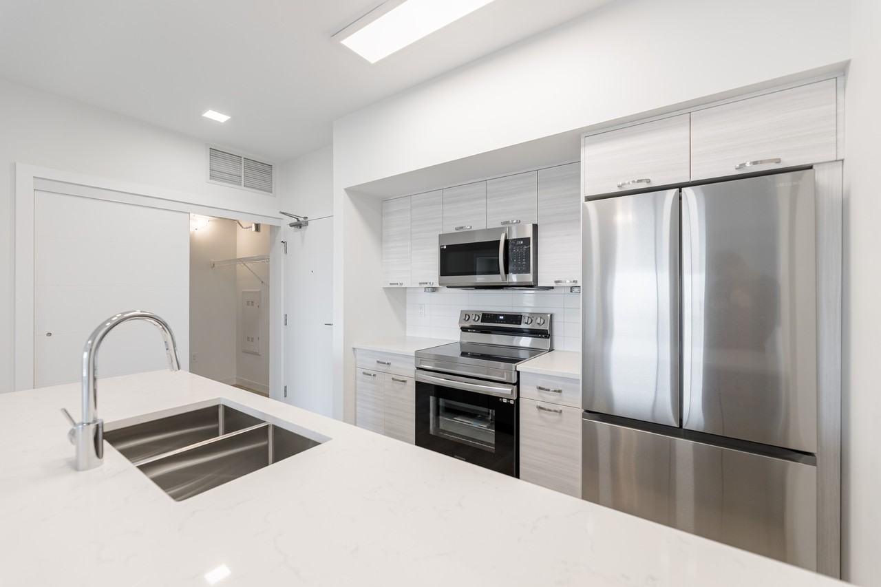 Grand Pacific Gardens - Photo 4 of 50