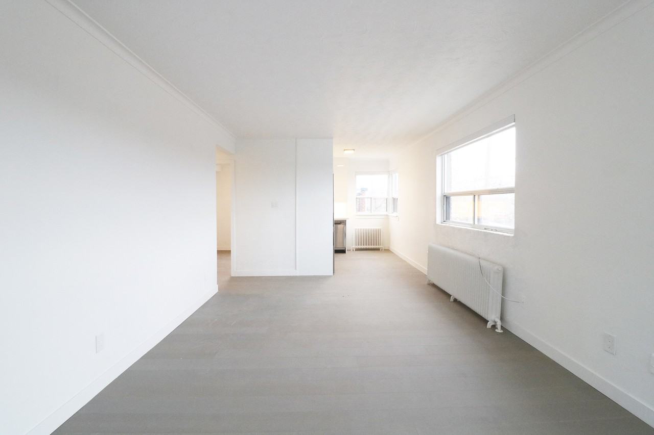 272 Birmingham Street - Photo 4 of 16