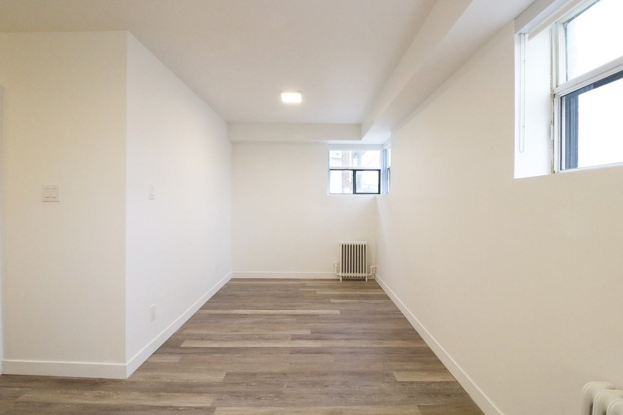 272 Birmingham Street - Photo 5 of 11