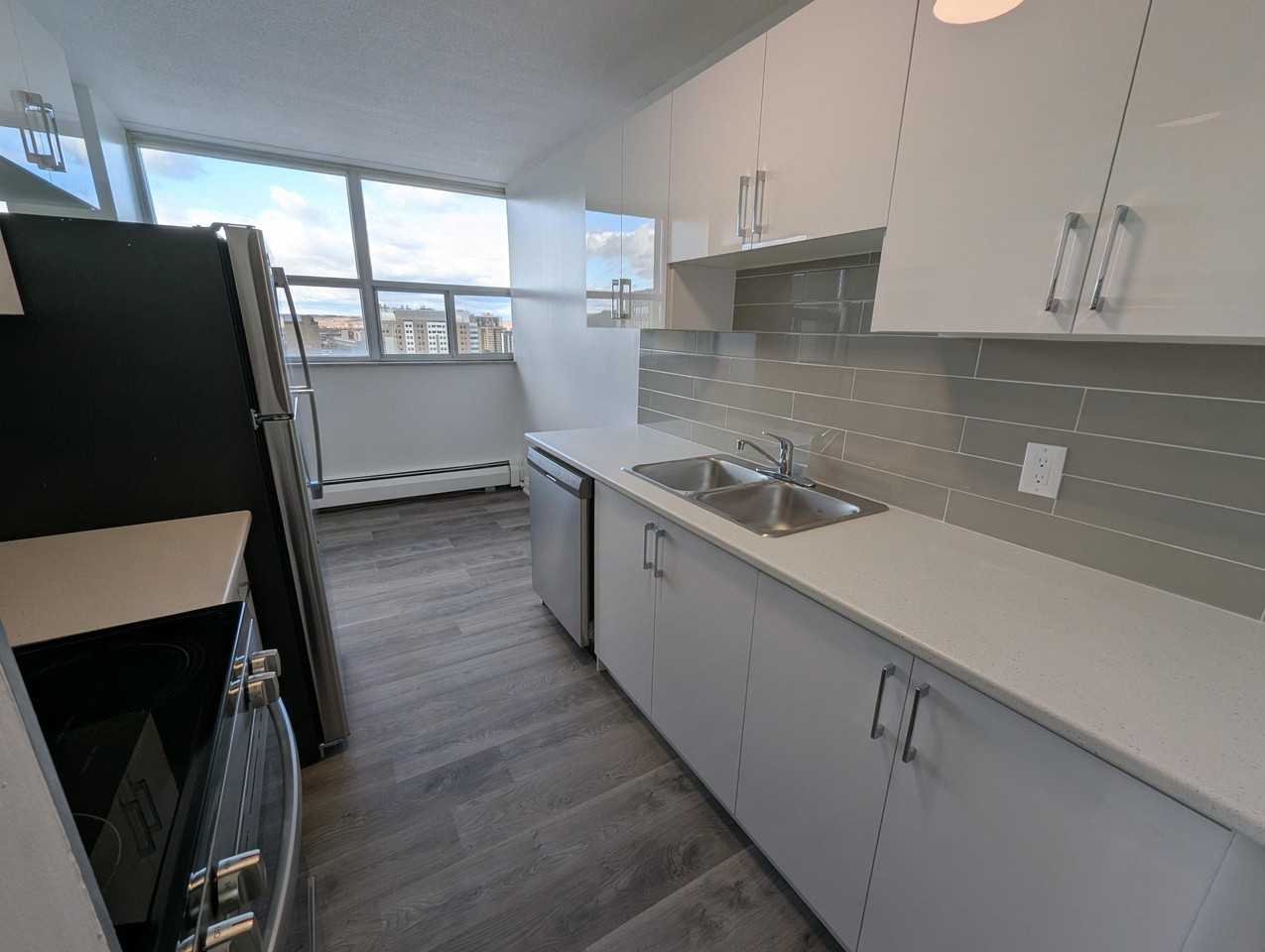130 St Joseph'S Dr · 1203