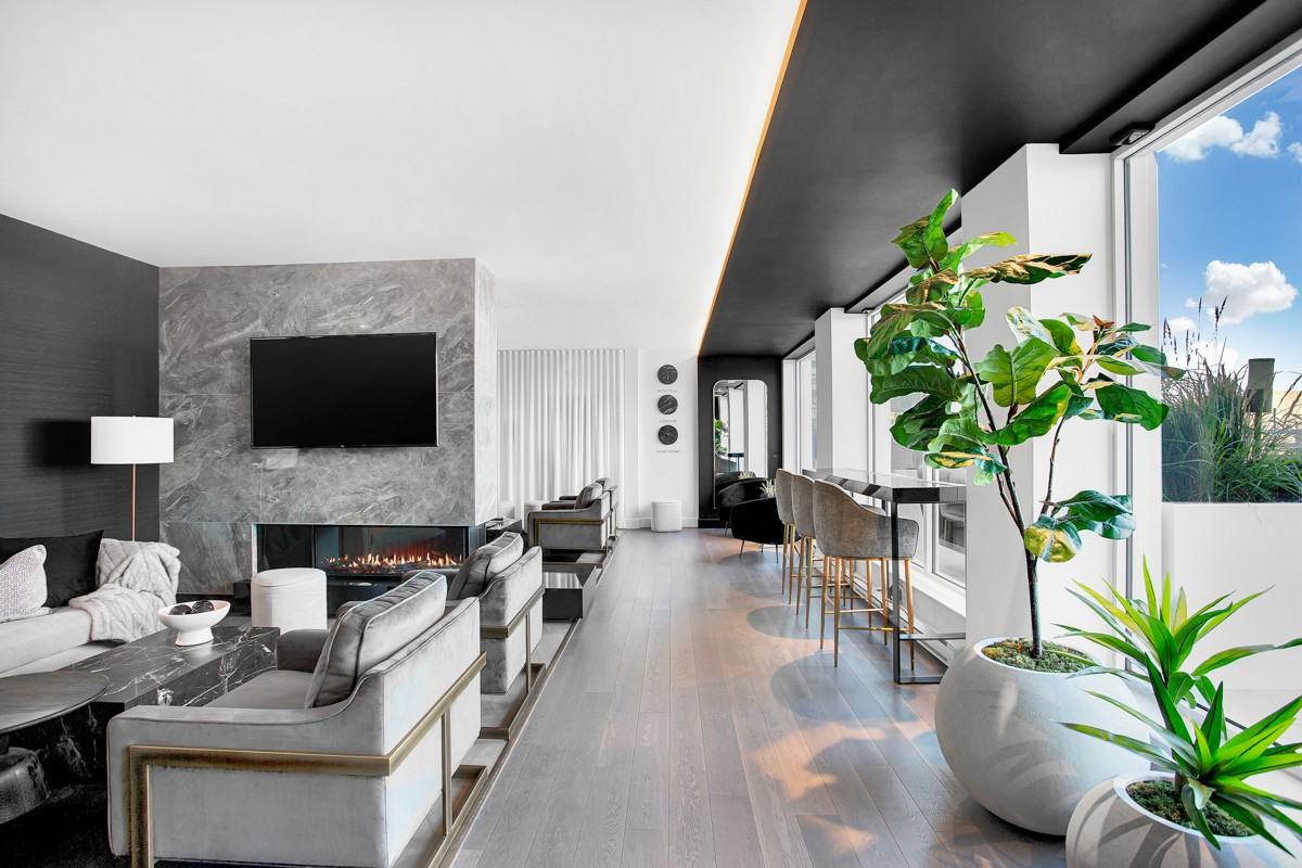 Encore Residences - Photo 6 of 36