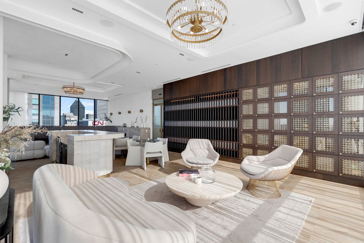 Finale Residences - Photo 6 of 29