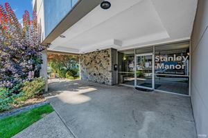 featured image of 1101 Harwood St