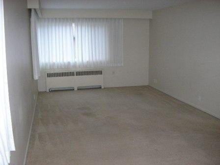 STANLEY MANOR - Photo 7 of 28