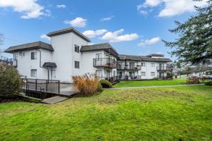 featured image of 7191 Barnet Rd