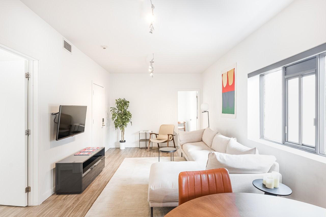 Castle Lofts - Photo 3 of 50