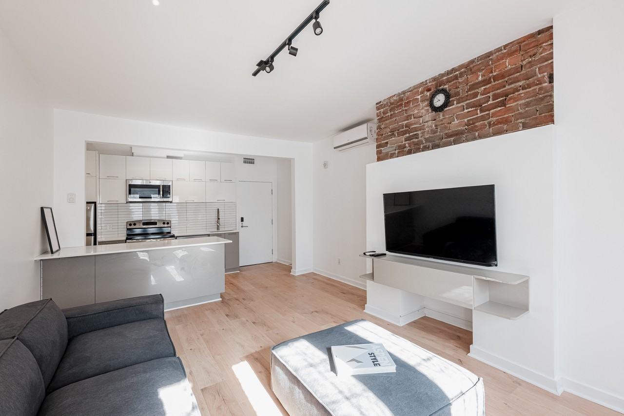 Castle Lofts - Photo 6 of 50