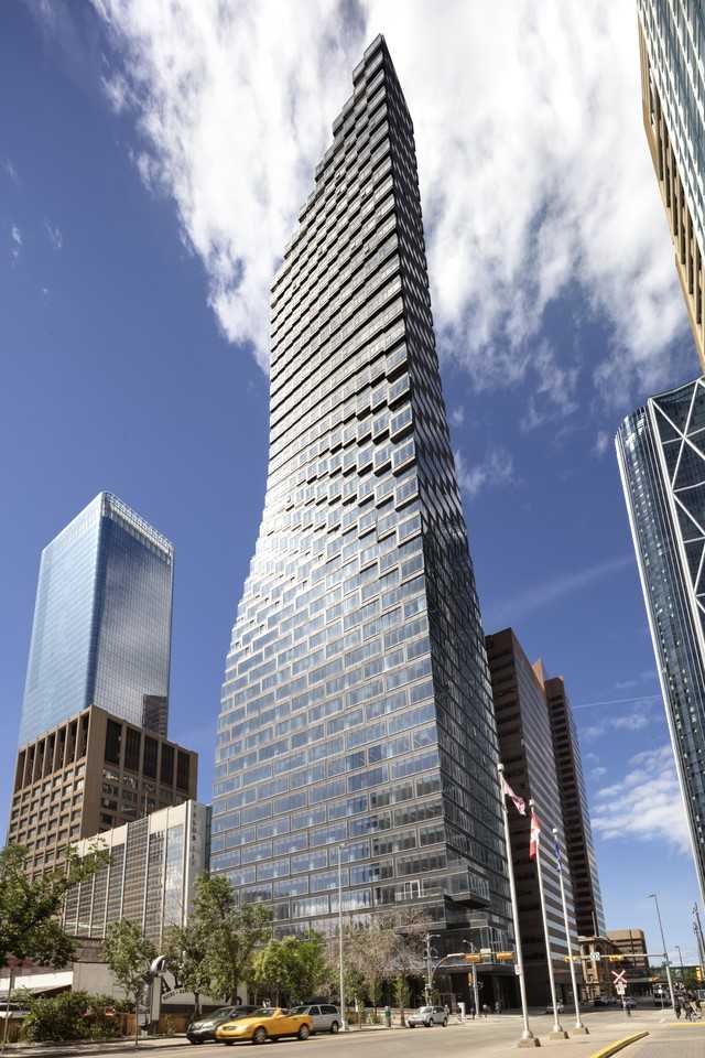 Calgary House - Photo 2 of 40