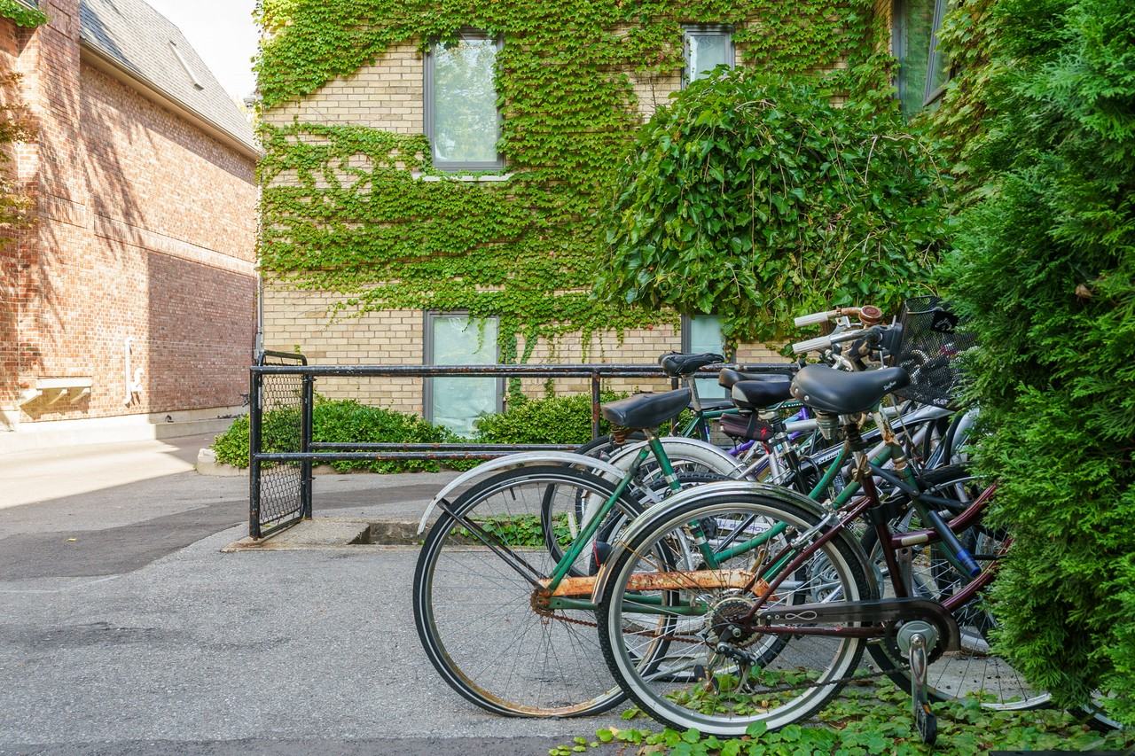 49 Glen Elm Ave - Photo 6 of 36