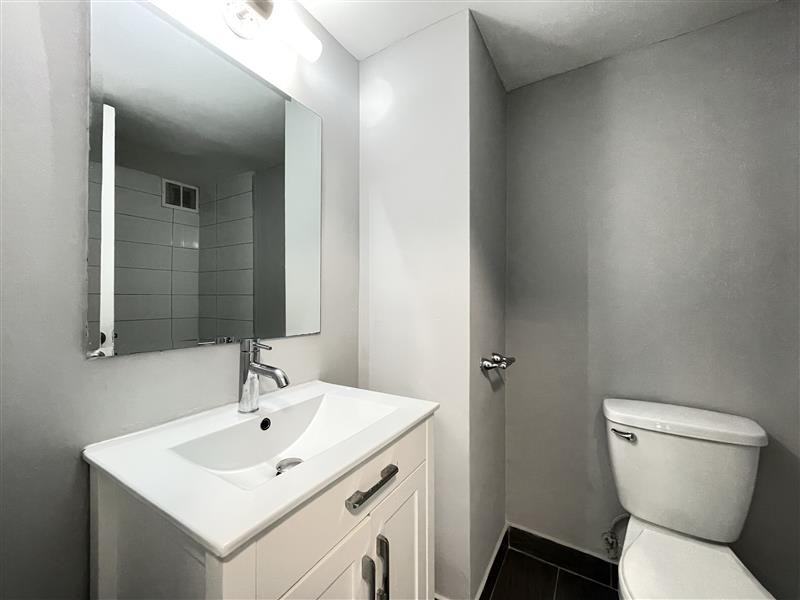 1225 Rue Saint-Marc — photo 3