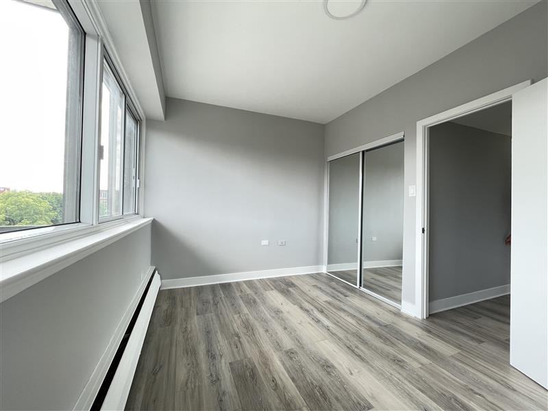 5649 Ch De La Côte-Saint-Luc — photo 2