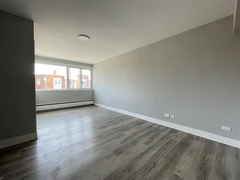 5649 Ch De La Côte-Saint-Luc — photo 2