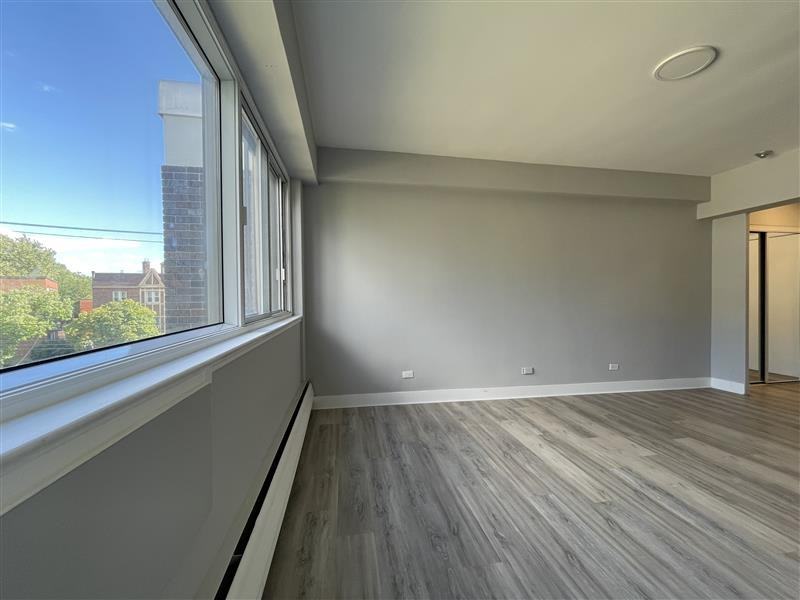 5649 Ch De La Côte-Saint-Luc — photo 2