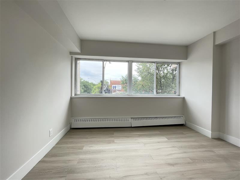 5311 Rue Sherbrooke O — photo 1